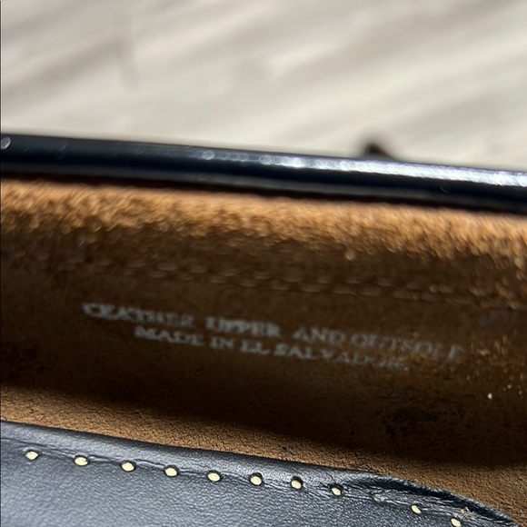 G H Bass & Co Weejuns Black and Green Plaid Loafers (9) - Picture 11 of 14